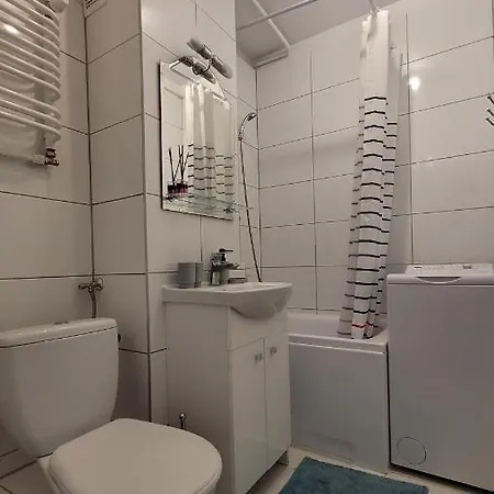 Lovely Flat In Heart Of Apartment